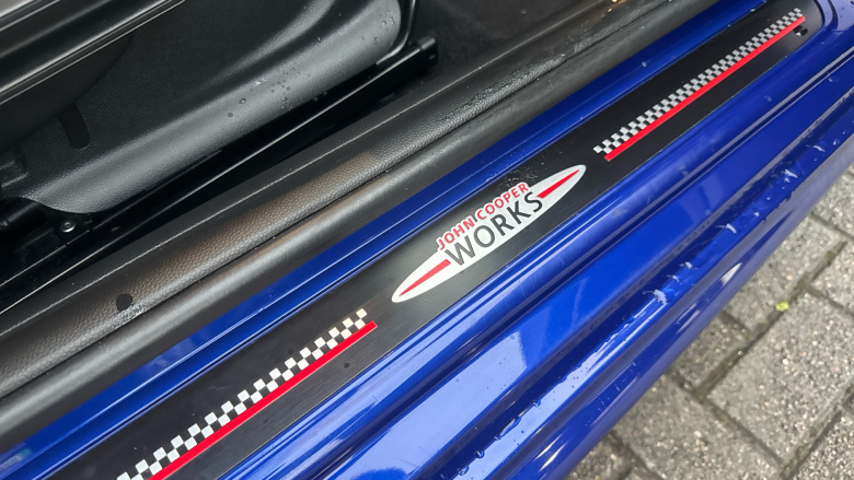 MINI Hatchback 2.0 Cooper S Sport II 3dr Petrol Hatchback